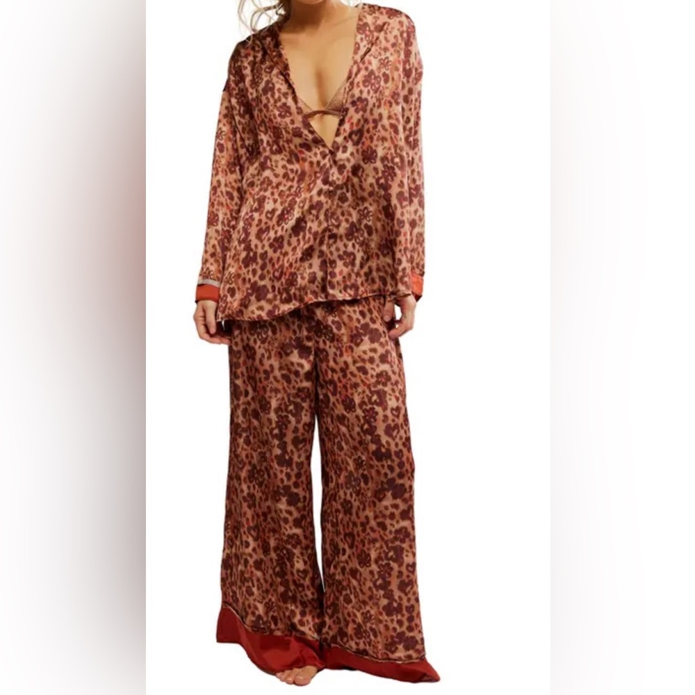 Free People Ladies Button Down Top And Wide Leg Pants Pajama Set Size M